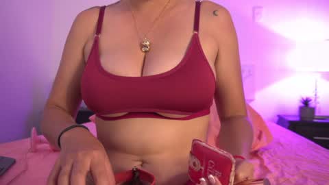 melany online show from 2, 1, 2025