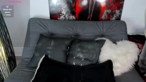 Snapshot of melanyangel99 chatting on 27, 11, 2025 melany online show from 27, 11, 2025