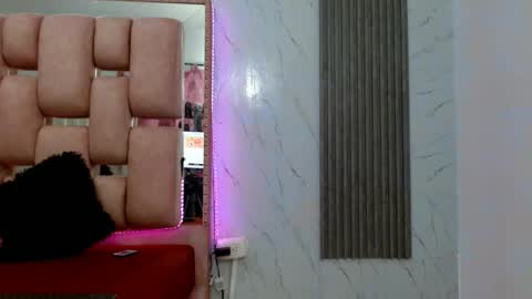 MelanySommers online show from 19, 2, 2026