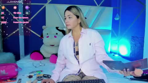 Melany  online show from 3, 3, 2025