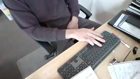 Snapshot of melbguy_075 chatting on 11, 1, 2026 melbguy_075 online show from 11, 1, 2026