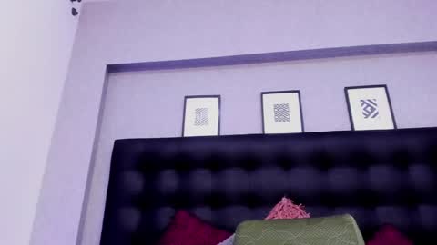 Snapshot of meleekxxx chatting on 10, 3, 2025 MeleekXXX online show from 10, 3, 2025