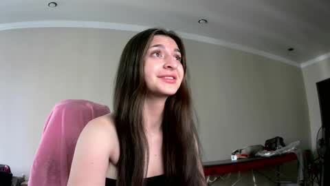 melena_caramel online show from 7, 6, 2026