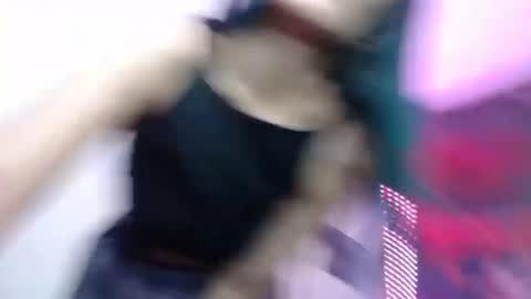 melhiza online show from 20, 2, 2025