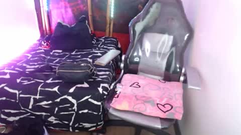 melhiza online show from 20, 2, 2025