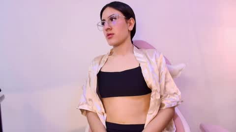 M E L I S S A  online show from 24, 10, 2025