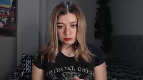 Snapshot of meliinna_xxx chatting on 7, 1, 2026 meliinna_xxx online show from 7, 1, 2026