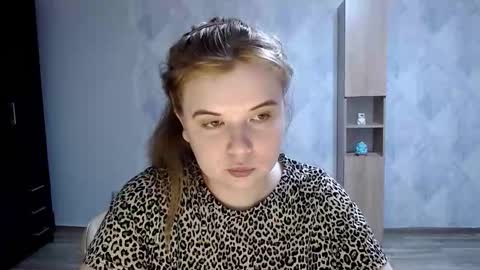 Snapshot of melina_beauty chatting on 20, 9, 2025 Melina online show from 20, 9, 2025