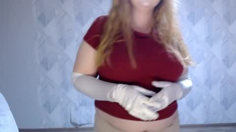 Snapshot of melina_beauty chatting on 17, 7, 2026 Melina online show from 17, 7, 2026