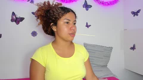Snapshot of melinamartins chatting on 7, 7, 2026 M E L I N A online show from 7, 7, 2026