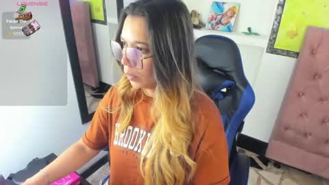 Snapshot of melisa_14 chatting on 14, 6, 2026 Melisa online show from 14, 6, 2026
