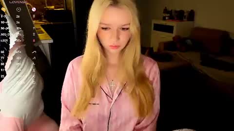 Mel or Lissa 3 Welcome here online show from 14, 7, 2026