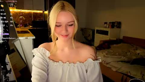 Mel or Lissa 3 Welcome here online show from 31, 7, 2026