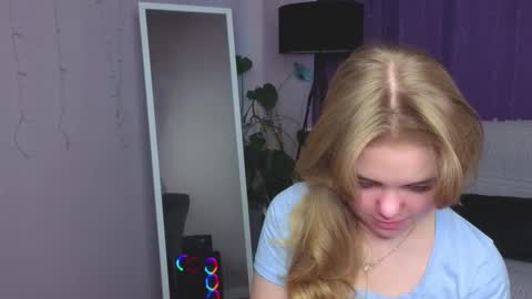 Snapshot of melissa_199 chatting on 9, 2, 2026 Sophia online show from 9, 2, 2026