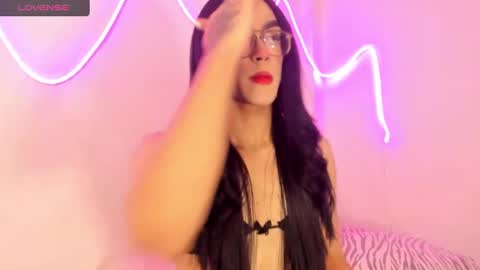 melissa_hot22 online show from 5, 1, 2025
