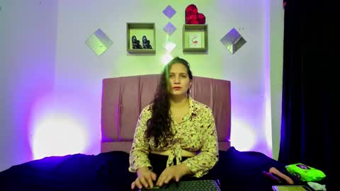 MELISSA online show from 25, 2, 2025