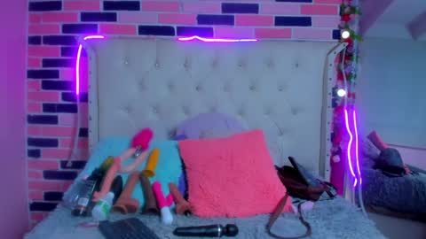 Snapshot of melissa_walker_ chatting on 12, 12, 2024 Meli online show from 12, 12, 2024