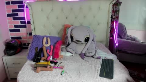 Snapshot of melissa_walker_ chatting on 19, 12, 2024 Meli online show from 19, 12, 2024