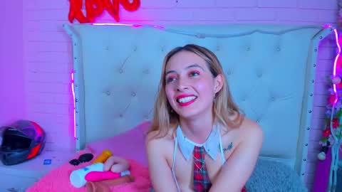 Snapshot of melissa_walker_ chatting on 2, 3, 2025 Meli online show from 2, 3, 2025