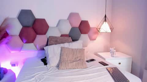 Melissa online show from 4, 10, 2025