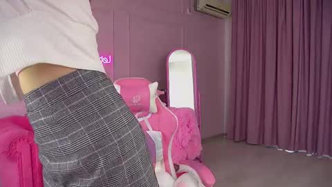 Melisa online show from 5, 10, 2025