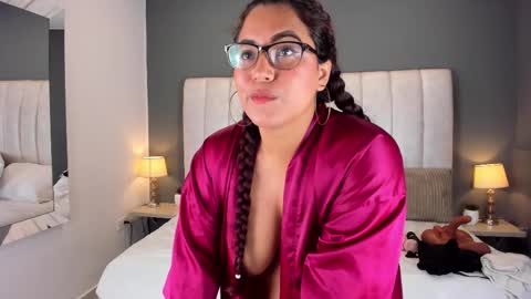 M E L I S S A  online show from 10, 3, 2025