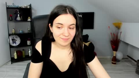 Snapshot of melissawiliam chatting on 5, 3, 2025 melissawiliam online show from 5, 3, 2025