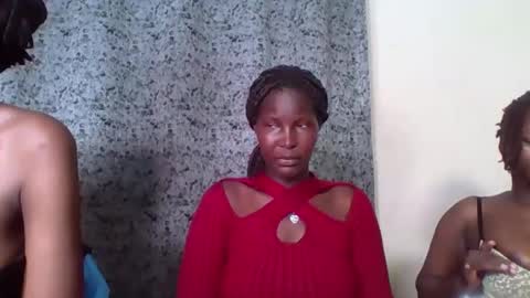 Snapshot of mellanin_goldy chatting on 28, 9, 2025 mellanin_goldy online show from 28, 9, 2025