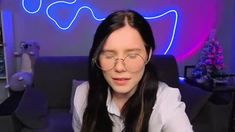 mellhyees online show from 14, 1, 2026