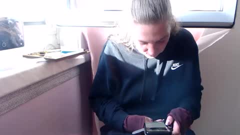 Melli online show from 2, 10, 2025