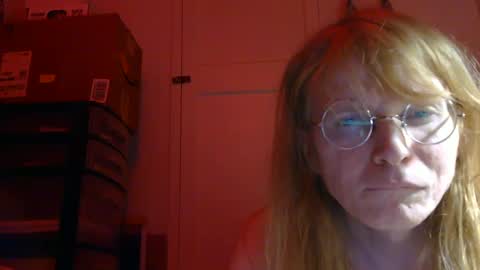 Snapshot of mellifluenced chatting on 17, 12, 2024 Mellifluenced online show from 17, 12, 2024