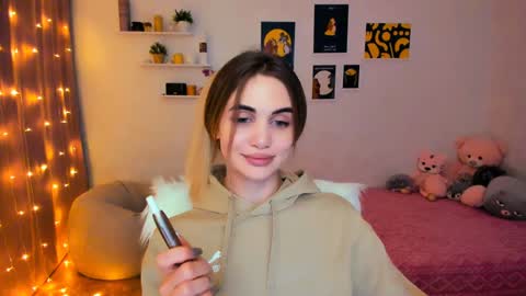 Snapshot of mellifluoustess chatting on 7, 2, 2025 Tessa online show from 7, 2, 2025