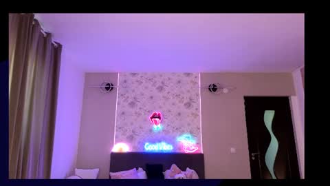 MellisaAngel online show from 25, 7, 2026