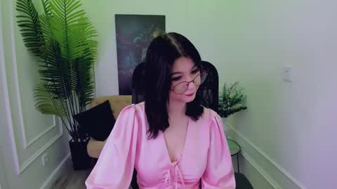 Snapshot of mellsawertyq chatting on 21, 9, 2025 mellsawertyq online show from 21, 9, 2025