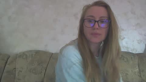 Melly online show from 18, 2, 2025