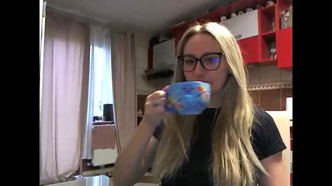 Melly online show from 12, 2, 2026