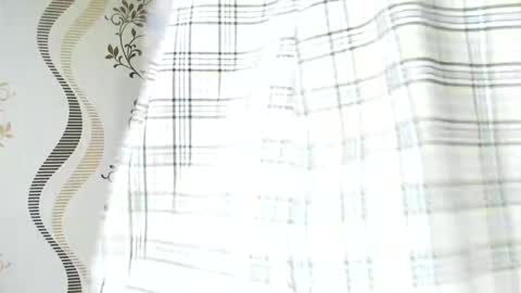 MelMooon online show from 3, 12, 2025