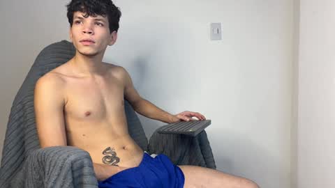Snapshot of melo_twink chatting on 26, 1, 2025 Melo online show from 26, 1, 2025