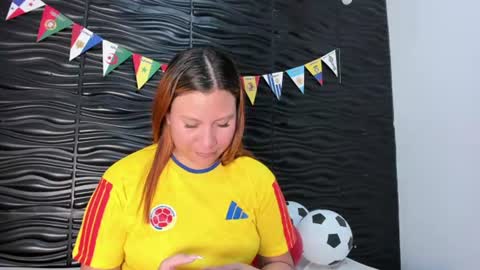 Snapshot of meloddy_megann chatting on 27, 6, 2026 Melody online show from 27, 6, 2026