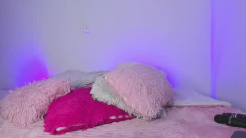 Snapshot of melody__77 chatting on 3, 2, 2025 online show from 3, 2, 2025