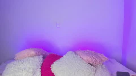 Snapshot of melody__77 chatting on 26, 2, 2025 online show from 26, 2, 2025