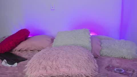 Snapshot of melody__77 chatting on 9, 3, 2025 online show from 9, 3, 2025
