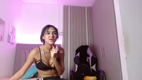 Snapshot of melody_mercy chatting on 23, 1, 2025 melody_mercy online show from 23, 1, 2025