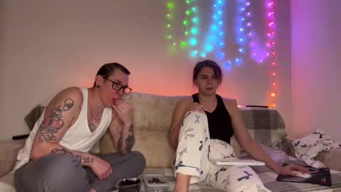 Snapshot of melody_song chatting on 14, 1, 2026 melody_song online show from 14, 1, 2026