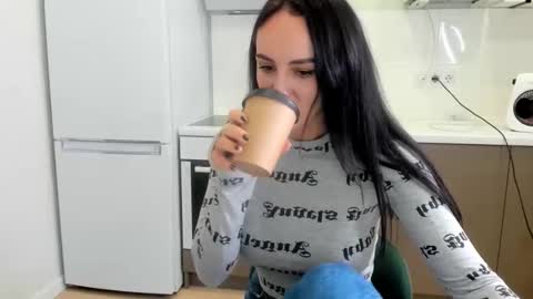 Masha online show from 22, 12, 2025