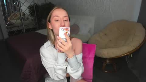 Kaylie online show from 23, 12, 2024