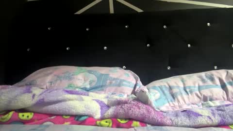 Snapshot of melodysnow chatting on 5, 12, 2025 melodysnow online show from 5, 12, 2025