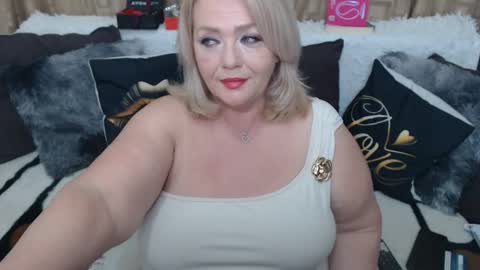 melyssamilfxxx online show from 4, 5, 2026