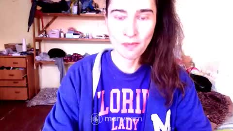 Yummygirl online show from 2, 11, 2025