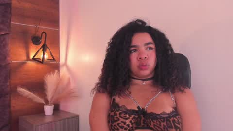 Snapshot of memphiswilliams chatting on 8, 2, 2025  Memphis Williams  online show from 8, 2, 2025